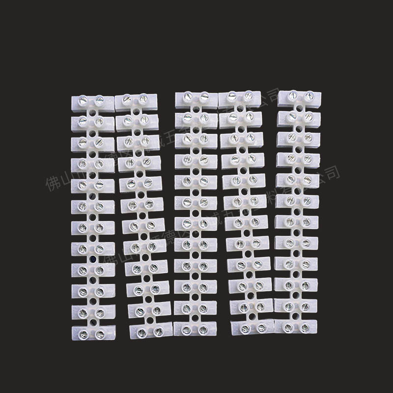 Do terminal blocks have good electrical conductivity?